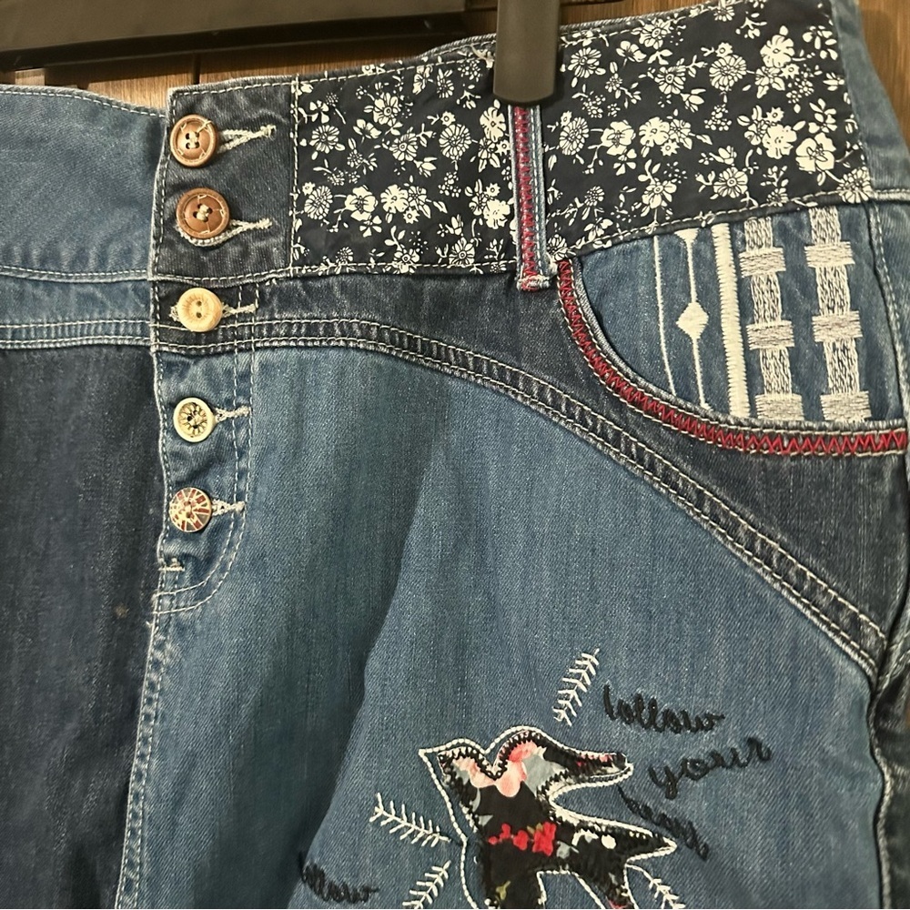 Joe Browns Multicolour Blue Patchwork Denim Skirt with Bird Embroidery Sz 12 - Picture 4 of 13